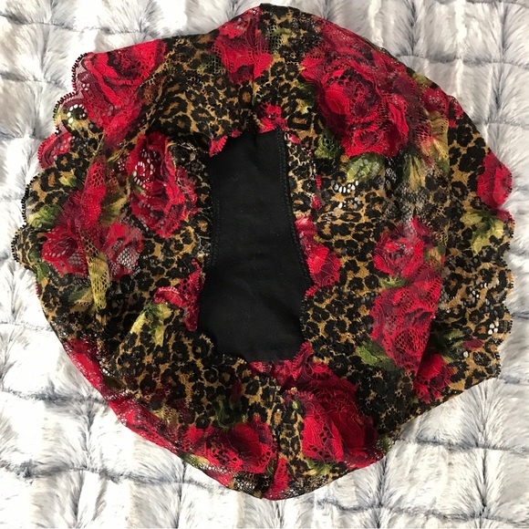 RARE Victoria’s Secret Y2K Red Rose Animal Print Lace‎ Short - Picture 5 of 5